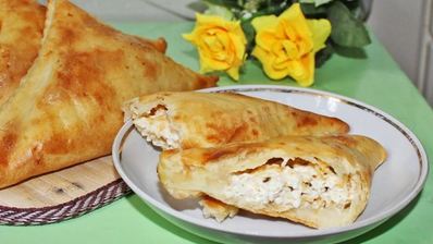 хачапури из слоеного теста с сыром в духовке