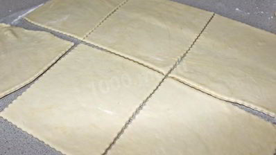 хачапури из слоеного теста с сыром в духовке