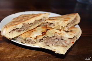 Хачапури с мясом