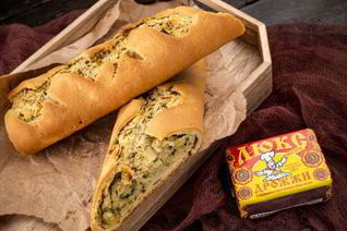 Чесночный хлеб с зеленью