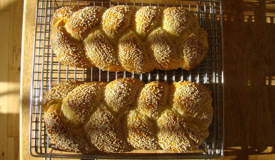 Рецепт чорега — армянского праздничного хлеба