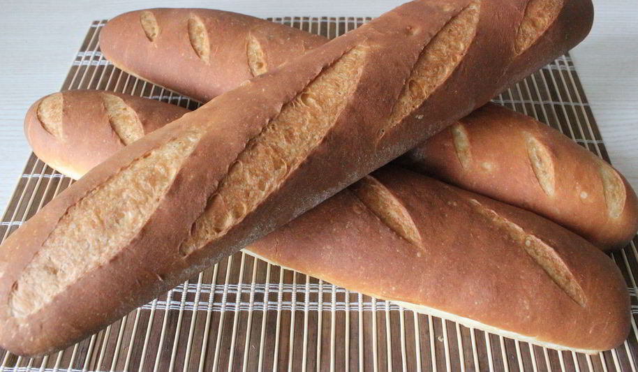 Рецепт домашних багетов на кефире