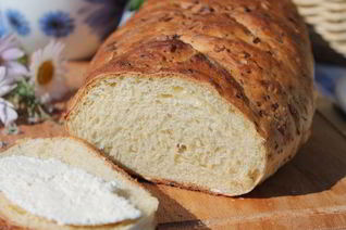 Горчичный хлеб на твороге с сыром