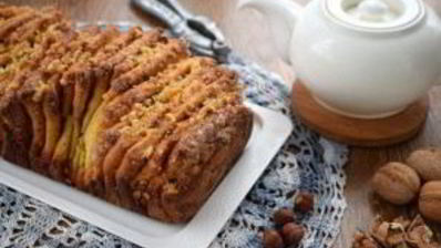 хлеб гармошка с ореховой начинкой