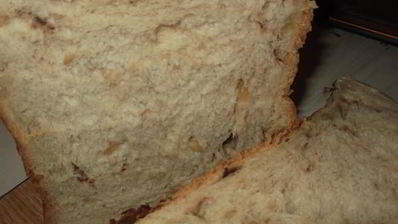 хлеб с шоколадом и кедровым орехом