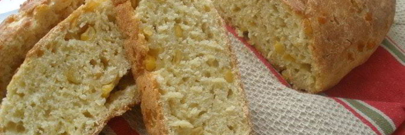 Кукурузный хлеб с зернами