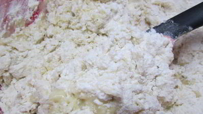 сдобный хлеб с узором