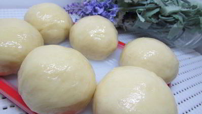 сдобный хлеб с узором