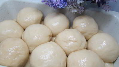 сдобный хлеб с узором