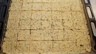 шведские хрустящие хлебцы с семенами