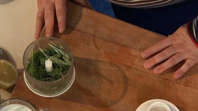 хворост из трески и семги с огуречной райтой