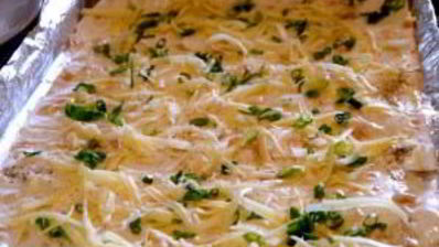 лаваш с луком и сыром