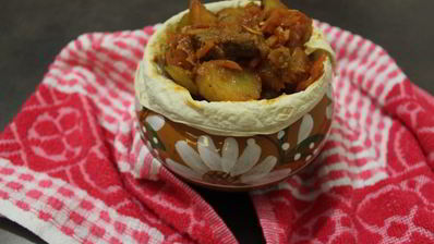 свиная вырезка с овощами в лаваше