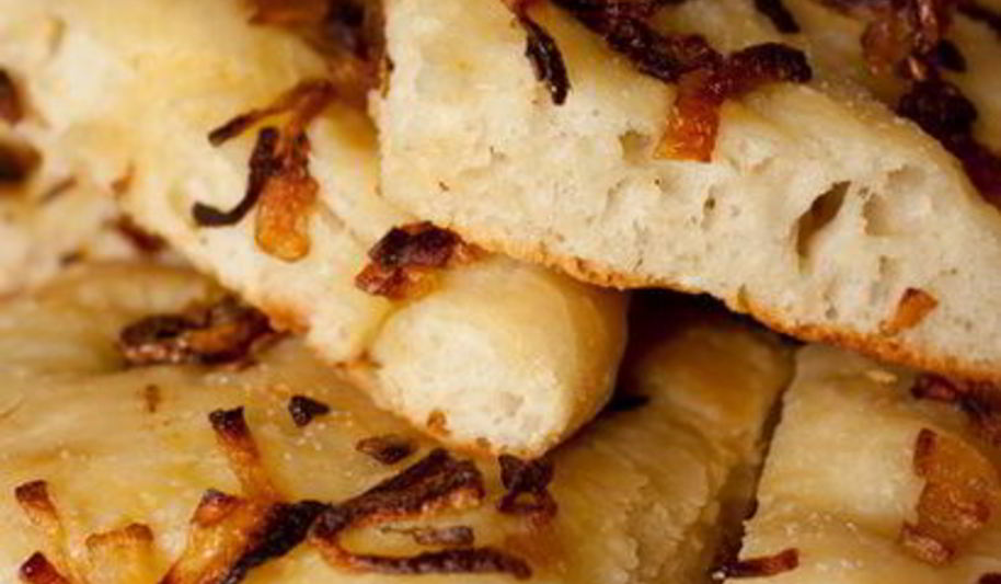 Рецепт фокаччи с луком