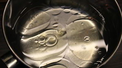 фокачча с жареным луком и розмарином