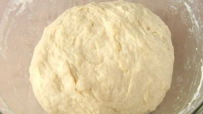 фокачча с жареным луком и сыром