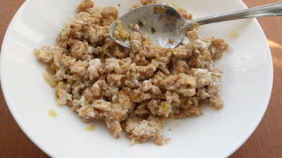 картофельные лепешки с куриным фаршем и сыром