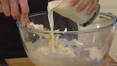 лепешка с моцареллой, фетой и орегано