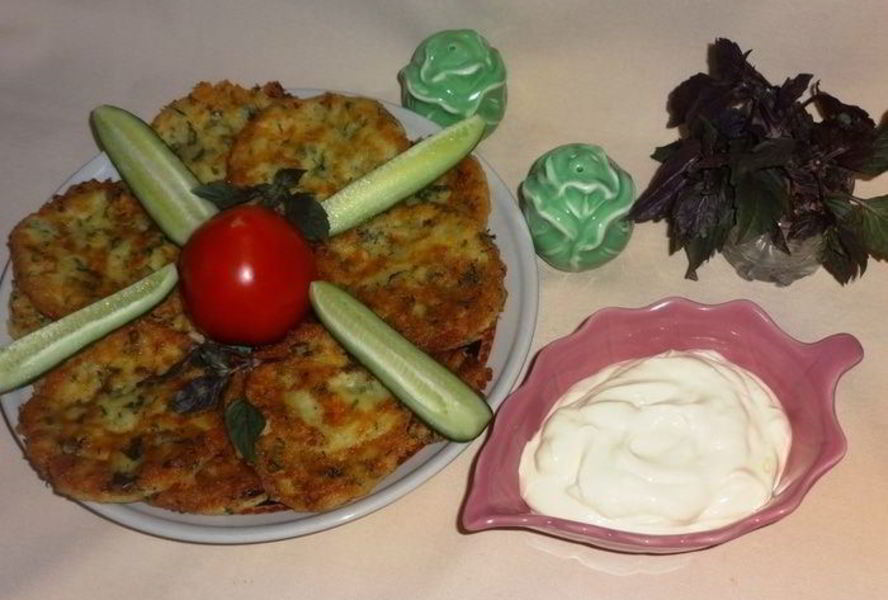 Лепешки из брынзы с зеленью