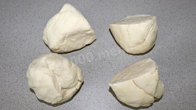 лепешки из слоеного теста катлама