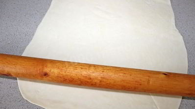 лепешки из слоеного теста катлама