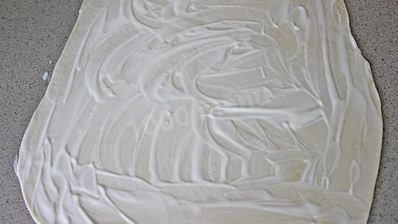 лепешки из слоеного теста катлама