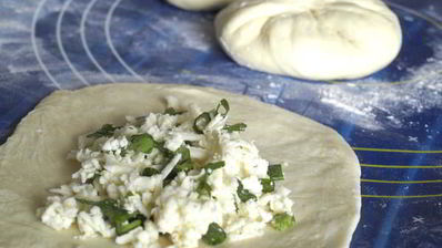 лепешки на минеральной воде