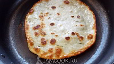 лепешки на воде и муке на сковороде