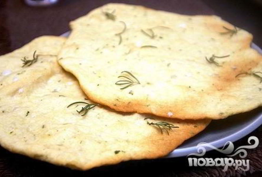 Лепешки с розмарином