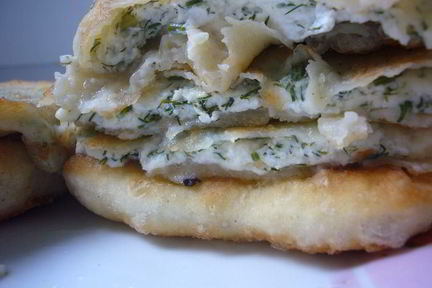 Пита с риккотой и укропом