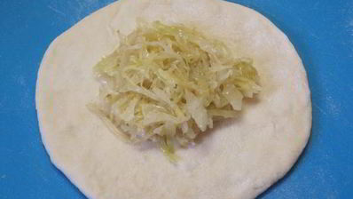 постные лепешки с капустой