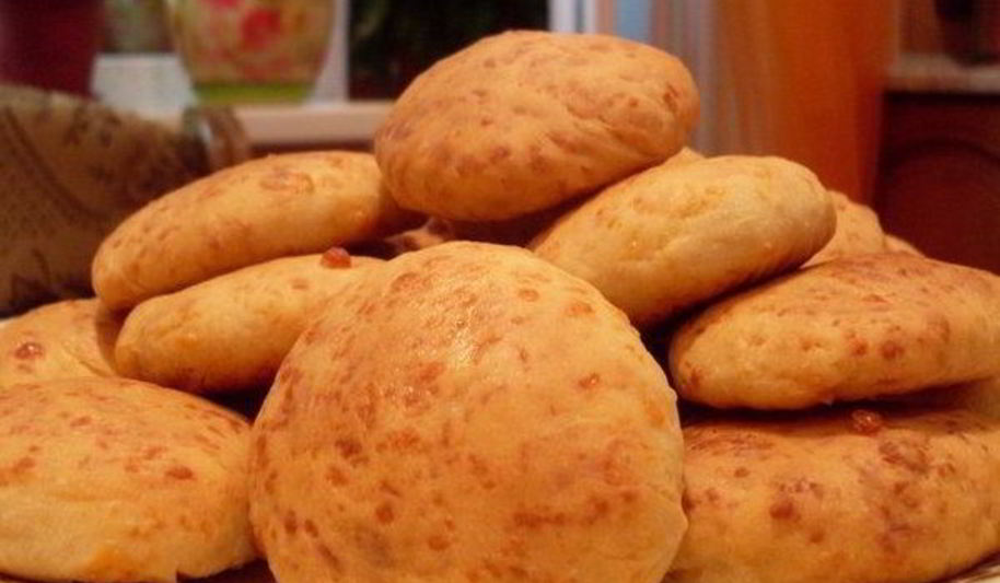 Рецепт пышных сырных лепешек на кефире