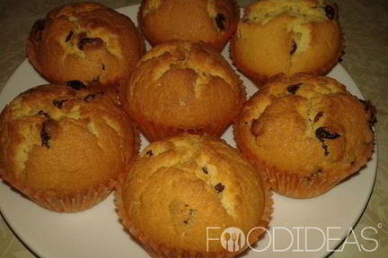Маффины с изюмом