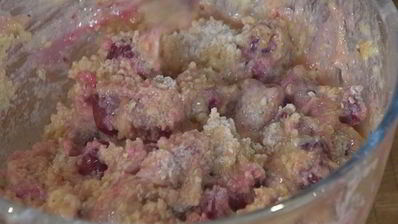 миндальные маффины с вишней