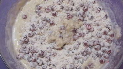 смородиновые маффины с безе