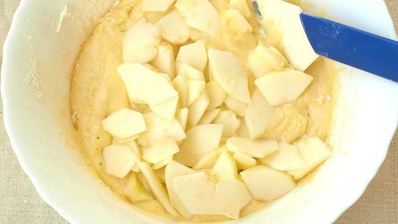 манник на кефире с яблоками