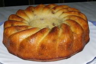 Простой манник на кефире с кокосовой стружкой без муки