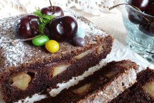 Шоколадный манник с карамелизованными яблоками