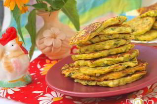 Кабачково-сырные оладьи