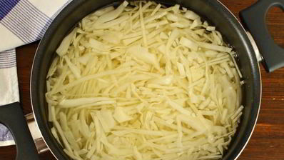 капустные оладьи с манкой