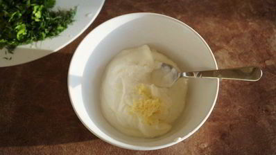 оладьи с кукурузой и горошком