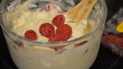 оладьи с малиной и рикоттой