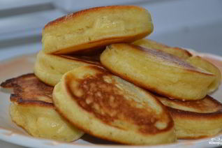 Пышные оладьи на дрожжах