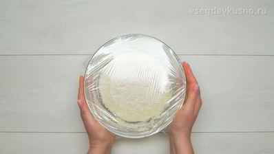 сладкие оладьи на молоке и сухих дрожжах