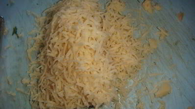 сливочные оладьи с кабачками, зеленью и сыром