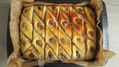 пахлава с грецкими орехами и медом