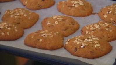 овсяное печенье с ягодами и белым шоколадом