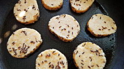 сырно-тминное печенье