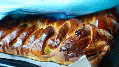 дрожжевая коса пирог с яблоками