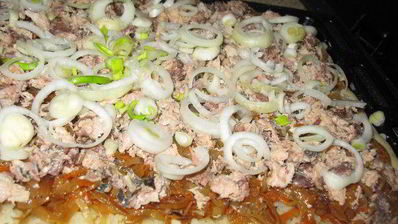 капустно-рыбный дрожжевой пирог